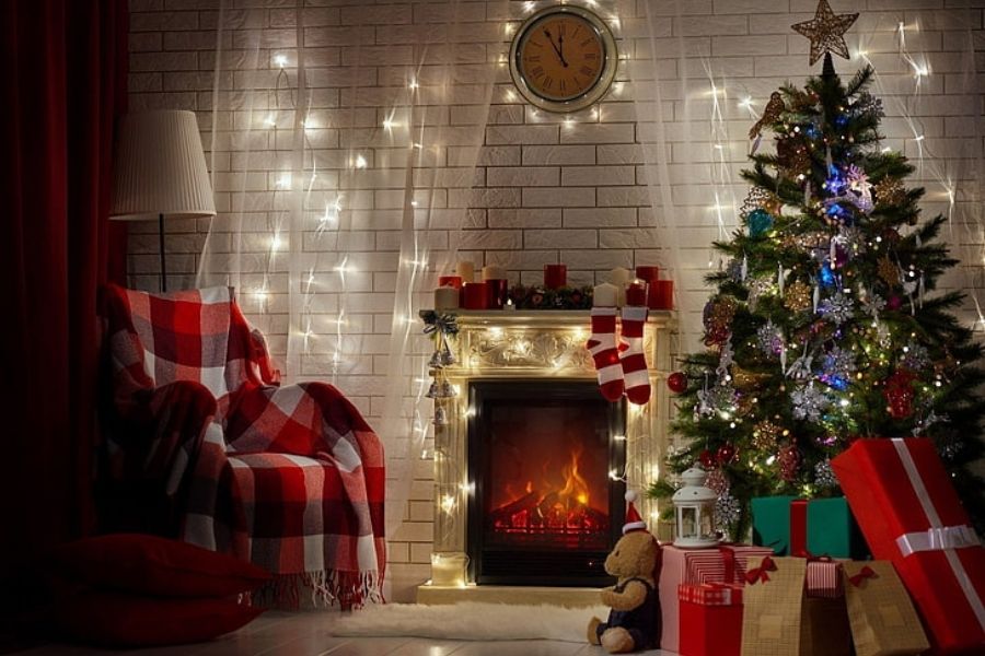 Ý tưởng trang trí phòng khách Giáng Sinh theo phong cách nước ngoài.