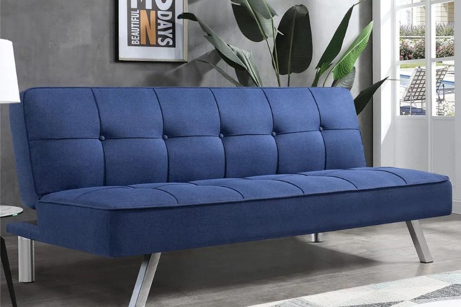 Sofa văng có kích thước nhỏ gọn mang đến cảm giác sang trọng và hiện đại.