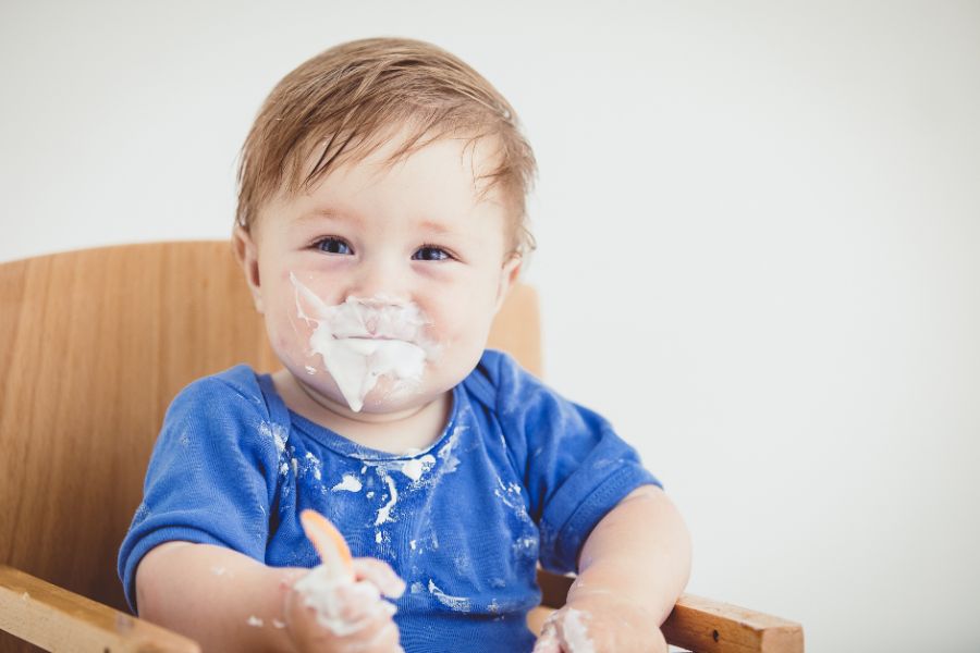 Nếu sử dụng quá nhiều váng sữa có thể dẫn đến béo phì ở trẻ.