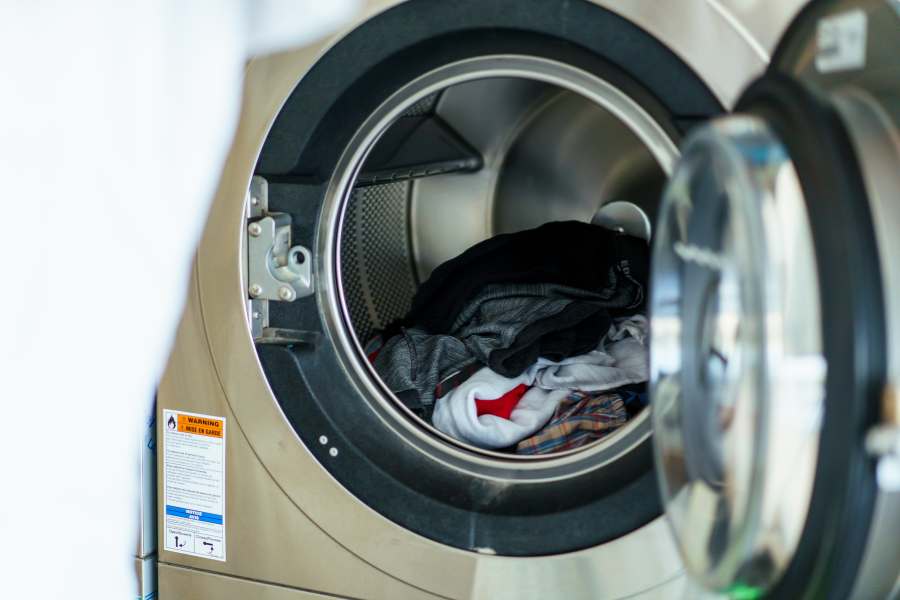 Chế độ giặt nước nóng đảm bảo loại bỏ hiệu quả các vết bẩn cứng đầu ở 40 độ C.