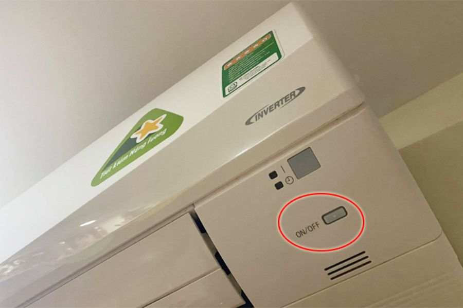 Chân điều khiển bị hỏng dẫn đến máy lạnh không thể nhận được tín hiệu làm máy lạnh không khởi động dàn lạnh.