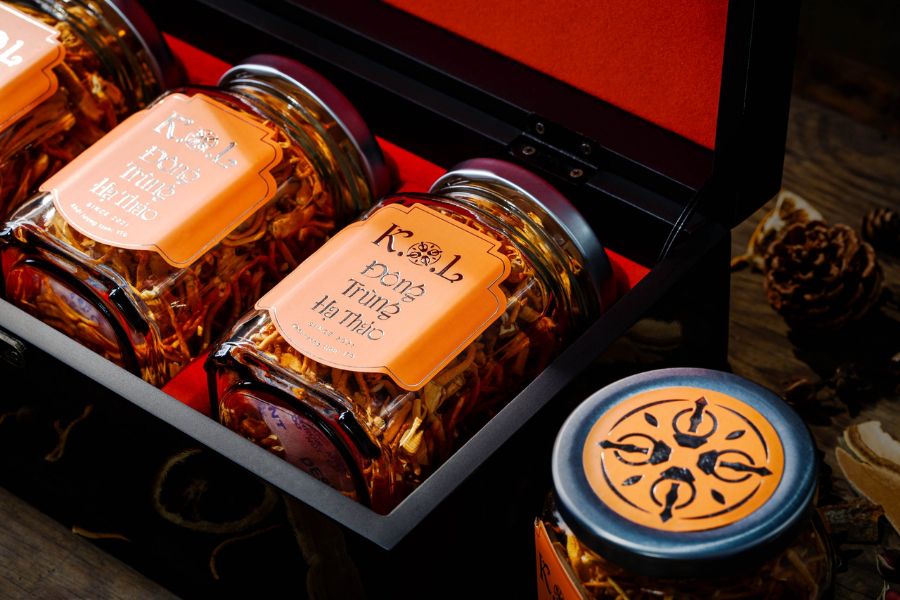 Đông trùng hạ thảo cao cấp lựa chọn làm quà Tết 2024.