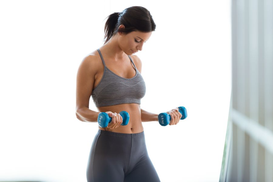Tập gym sẽ giảm cân nhanh khi bạn duy trì chế độ tập luyện hợp lý.