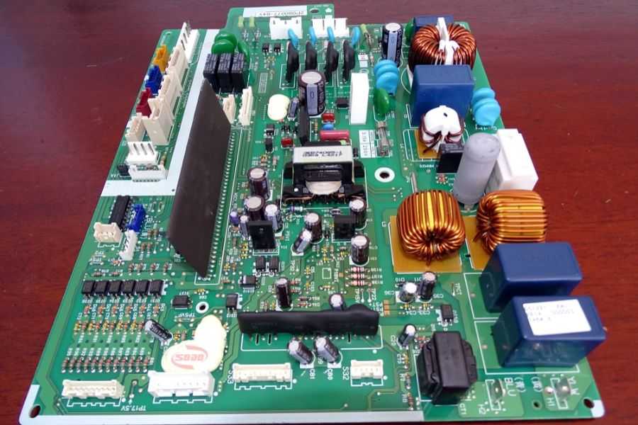 Nguyên nhân máy lạnh LG báo lỗi CH có thể là do board mạch bị hỏng.