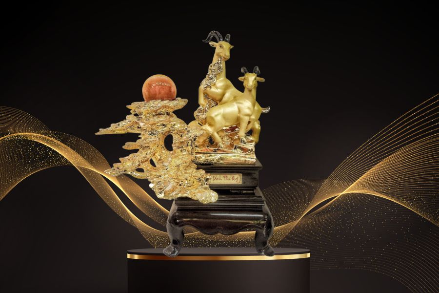 Quà Tết phong thủy mong cầu cho năm mới thuận lợi, thành công trong sự nghiệp.