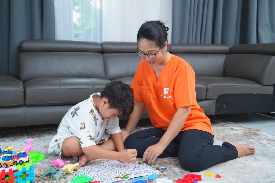 Dịch vụ trông trẻ tại gia của bTaskee.