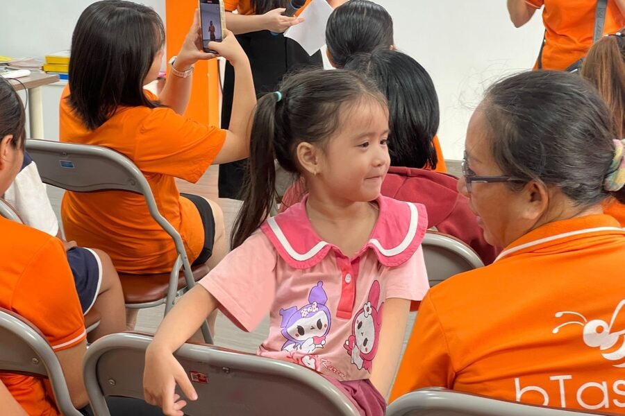 bTaskee hằng năm tổ chức phúc lợi “Quỹ học bổng bTaskee” cho con em Tasker.