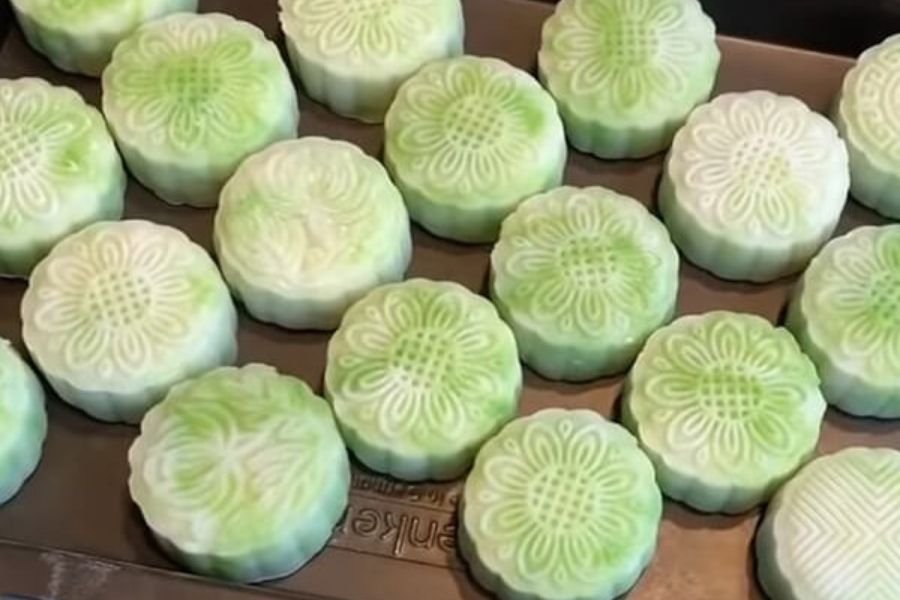 Chiếc bánh thơm ngon, bắt mắt.