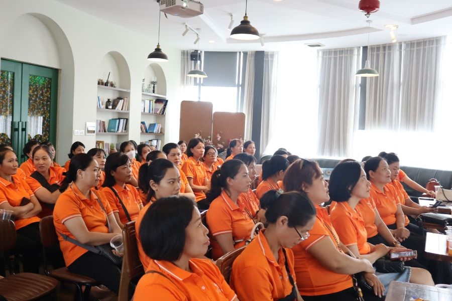 Đội ngũ hơn 10.000 tasker trên cả nước luôn sẵn sàng phục vụ khách hàng.