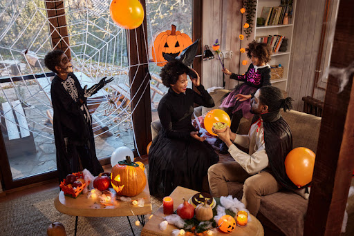Merayakan Halloween di Rumah