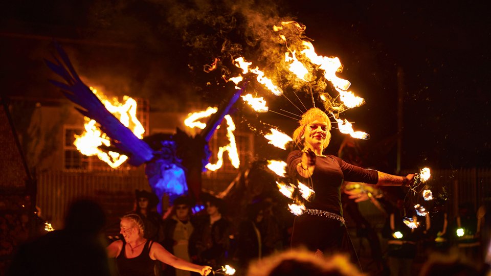 Festival Samhain, asal-usul Halloween