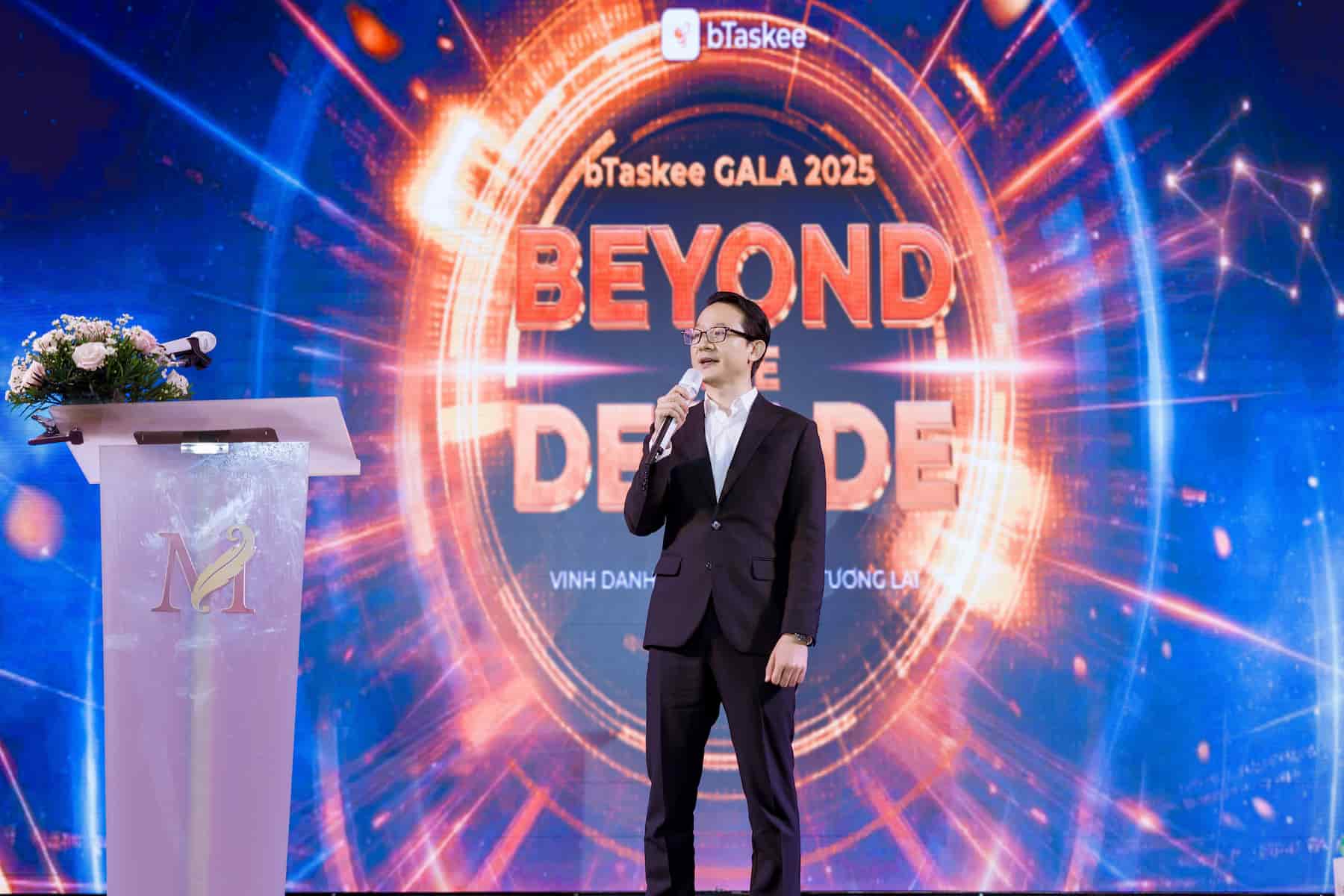 muoi-nam-vun-boi-tu-17-trieu-gio-lam-tu-te