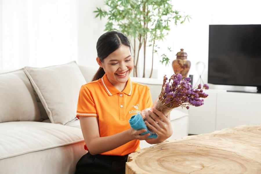 Tasker được đào tạo không chỉ về chuyên môn mà còn là thái độ tôn trọng tâm linh tuyệt đối.